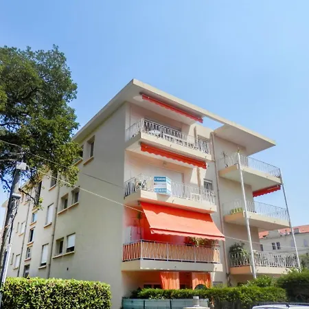 Apartment Le Minerve By Interhome Cannes